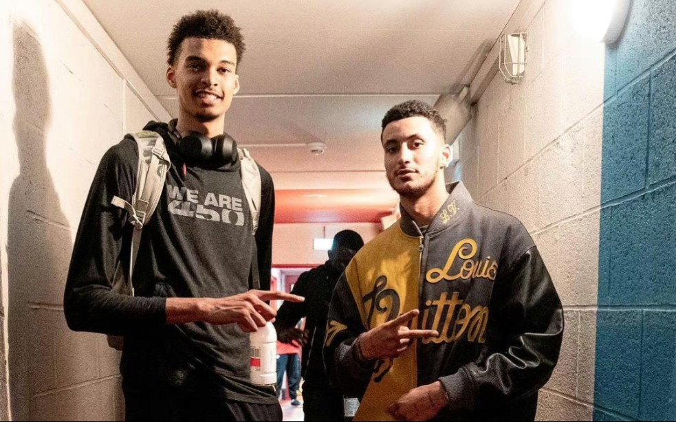 湖人16分 湖人16分