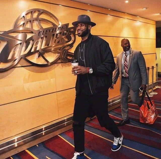 线结构与战 线结构与战